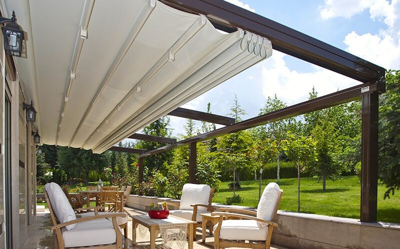 سقف متحرک در تابستان